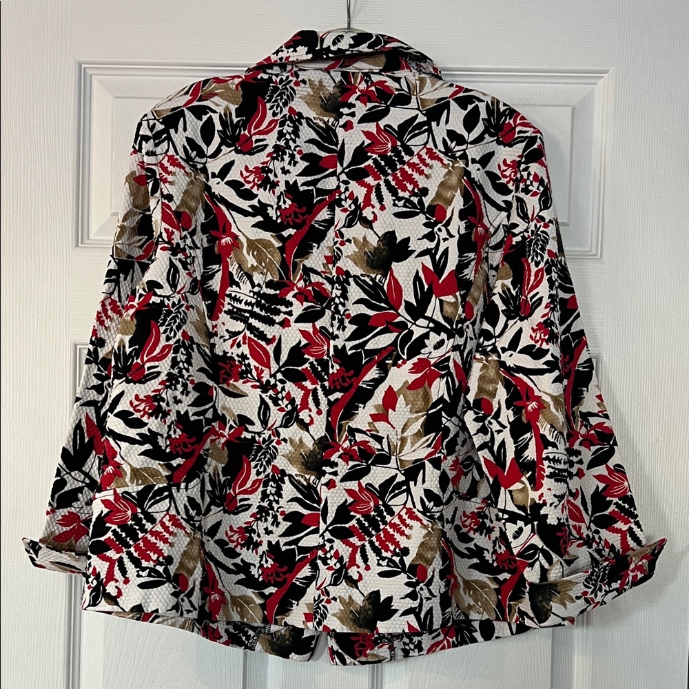 🌷6/$20🌷 Requirements Multicolor Floral Blazer - Picture 4 of 4